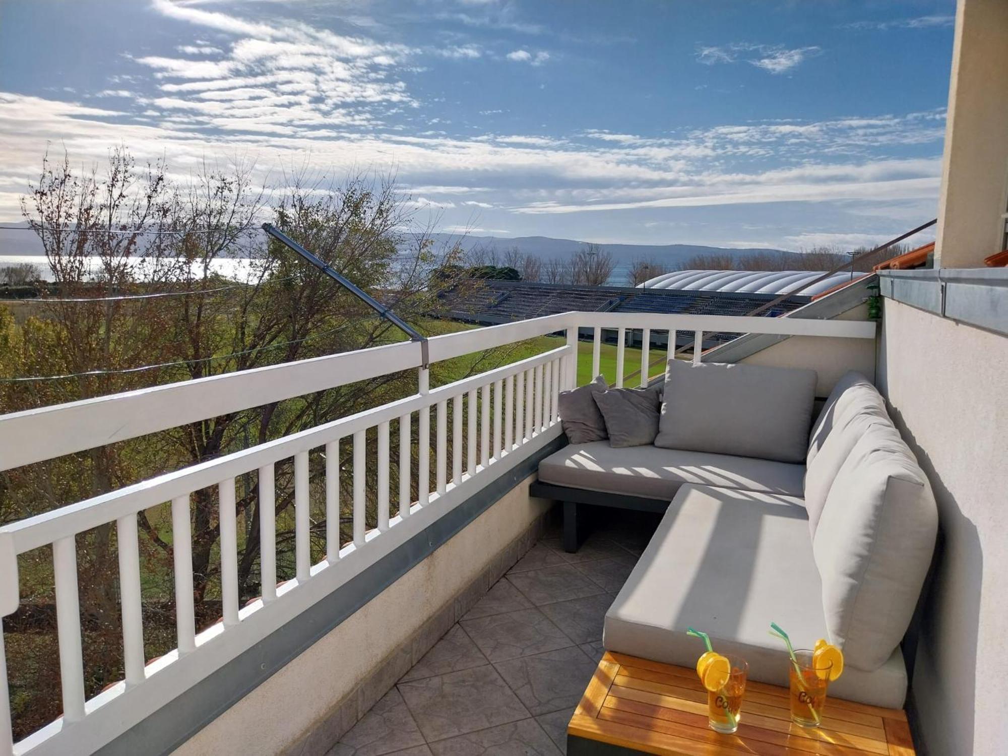 Seaview Apartment Omis Exterior photo